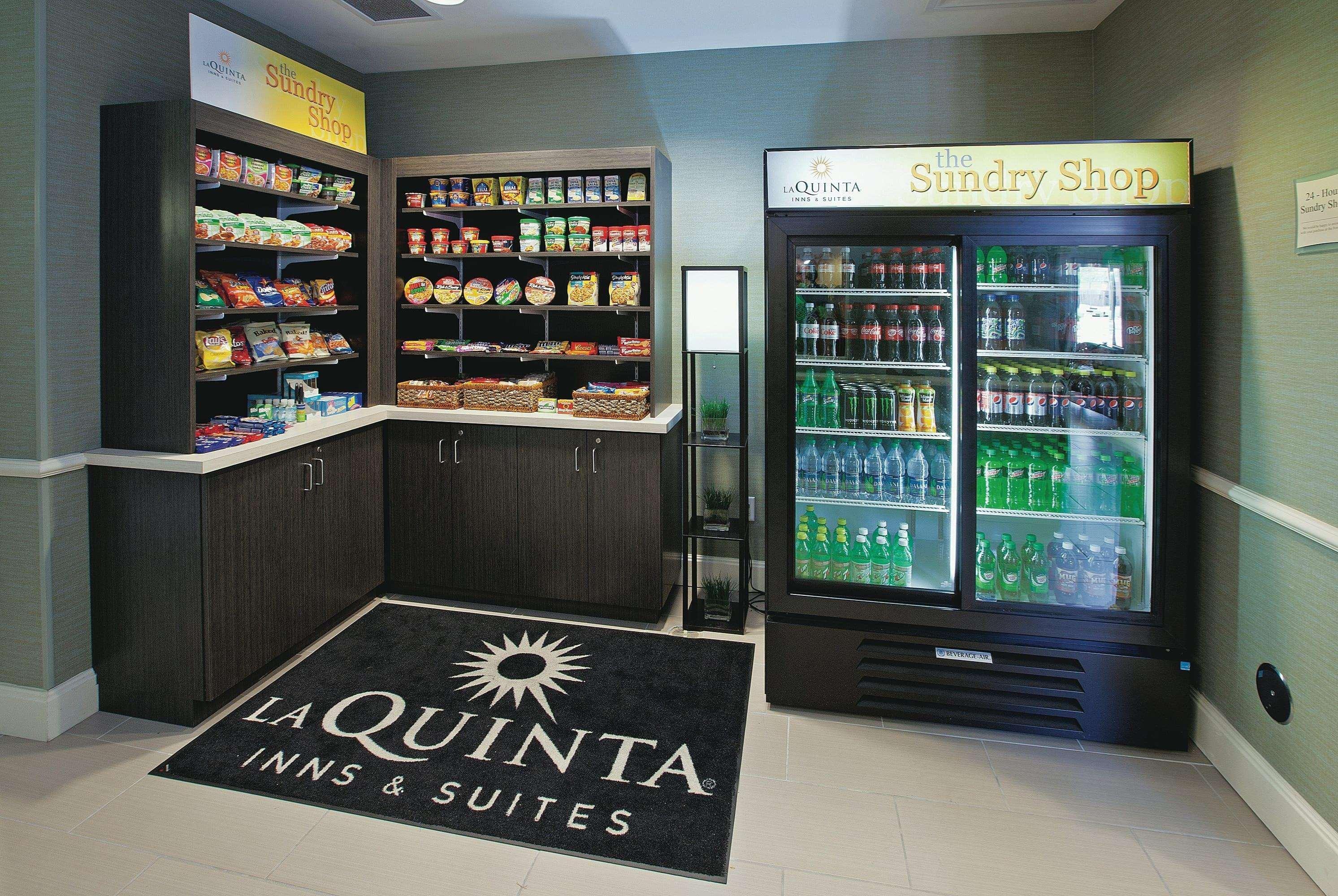 La Quinta By Wyndham Columbus - Edinburgh Hotel Kültér fotó
